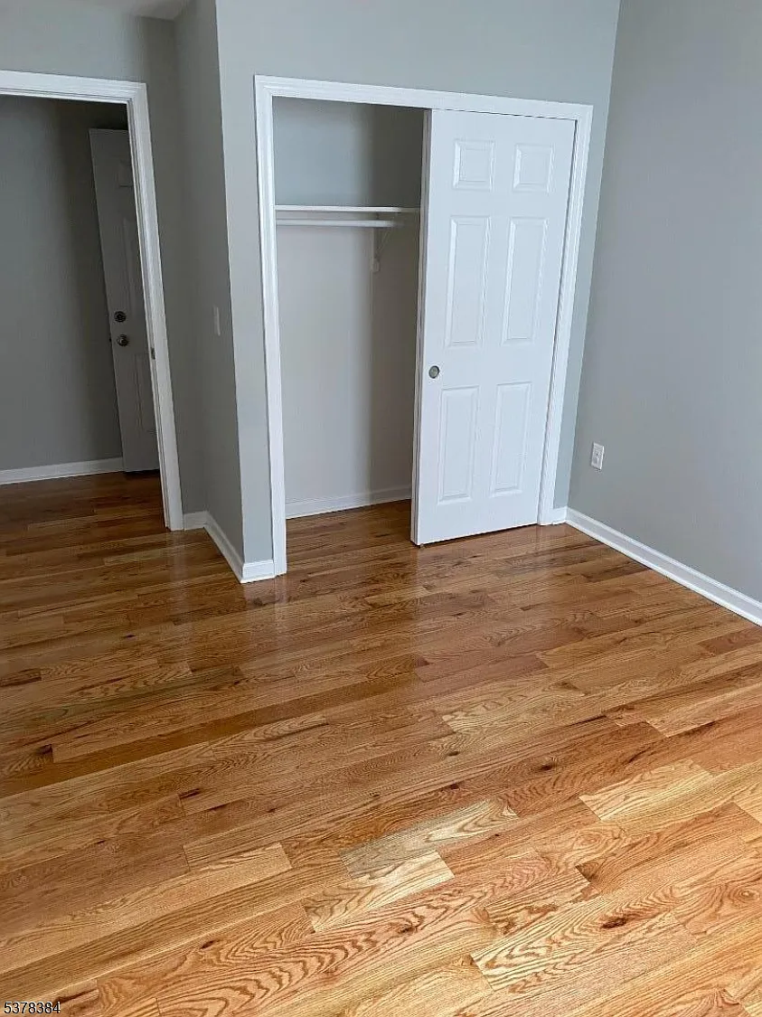 2 bed, 1.0 bath, $2,300 — Photo 4
