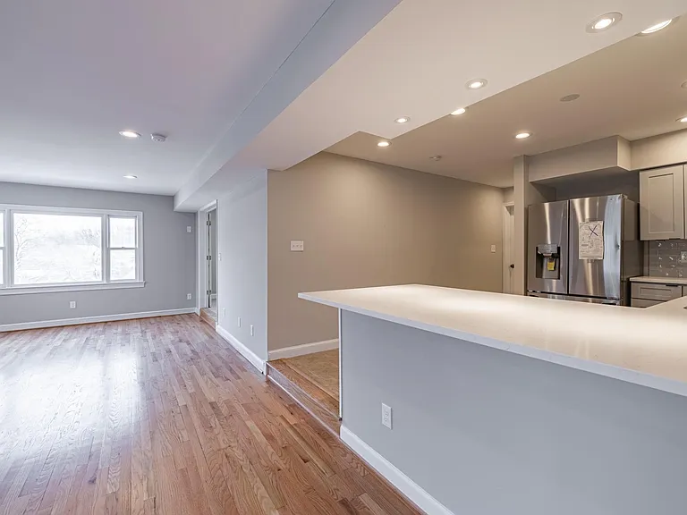 900 N Madison St #1 — Photo 10