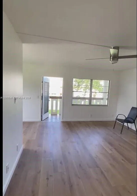 2 bed, 1.5 bath, 840 sqft, $1,975 — Photo 3