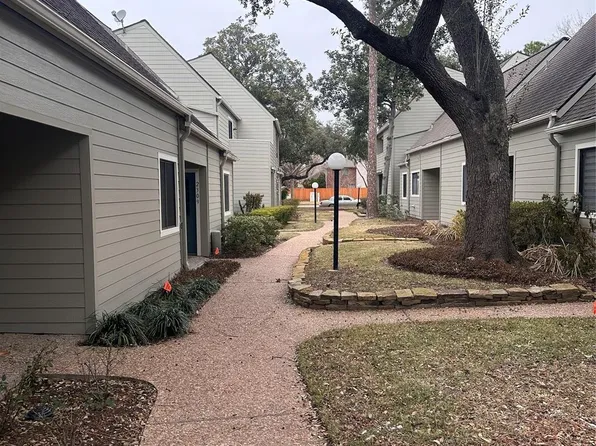 2327 Briarwest Blvd, Houston, TX 77077