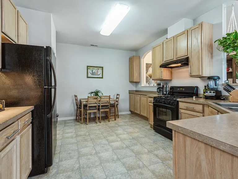 250 Rosehall Dr #260 — Photo 5