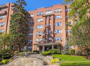 235 Garth Rd #APT C3D, Scarsdale, NY 10583