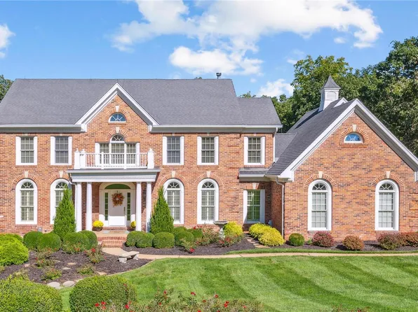 16507 Kingspointe Lake Ln, Chesterfield, MO 63005