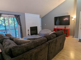 2930 Shadow Creek Dr