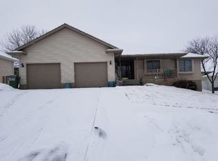 1603 Longhorn Dr, Norfolk, NE 68701