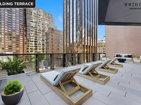 7 East 30th Street image 10 of 14