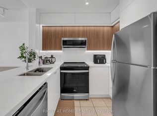 11 Oneida Cres #1202, Richmond Hill, ON L4B 0A1