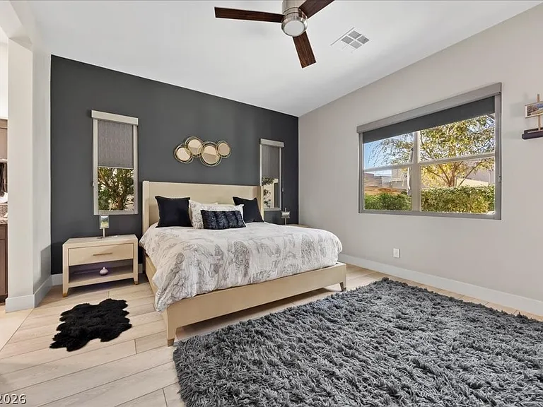 4262 Swift St — Photo 16
