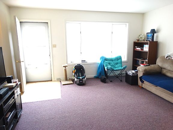 Entrance & Living Room