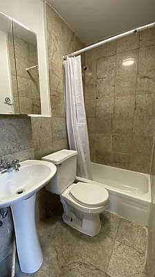 Rented by Compass | media 7