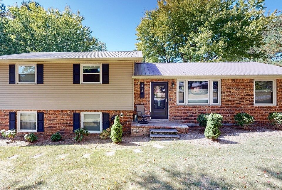 1310 White Bluff Rd, White Bluff, TN 37187 Zillow