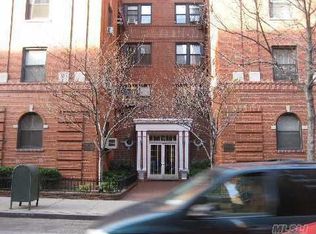 3520 73rd St APT 4K, Flushing, NY 11372