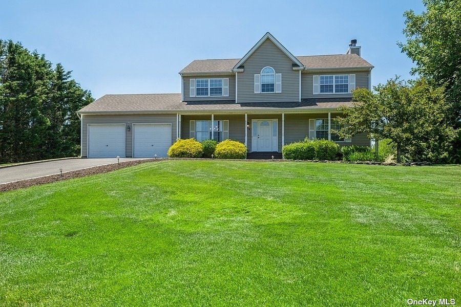 1st image of 132 Grant Dr