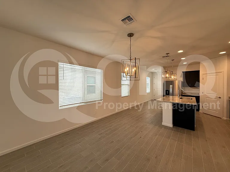 6901 W Sweetshade Ln — Photo 8