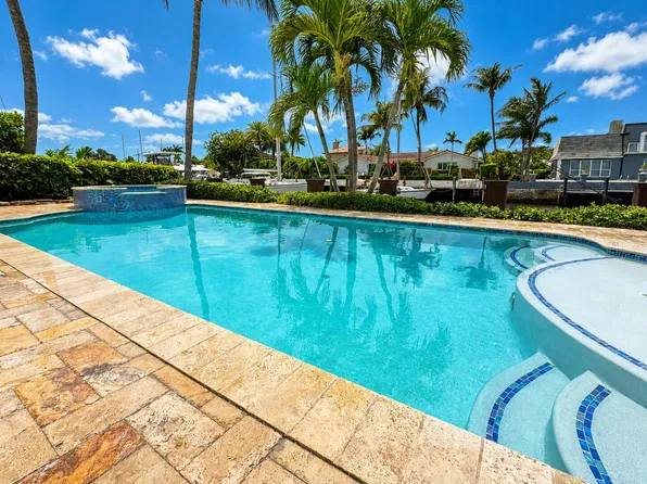 4431 NE 24th Avenue, Lighthouse Point, FL 33064