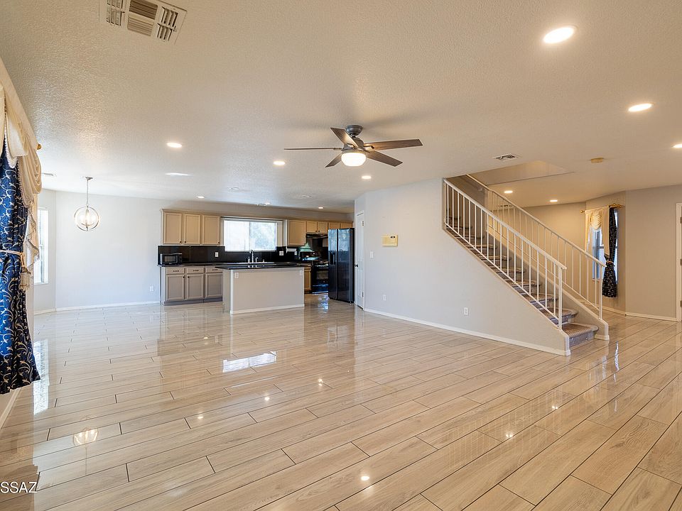 1st image of 8762 E Getsinger Ln