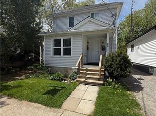 29 Rodman St, Saint Catharines, ON L2R 5C9