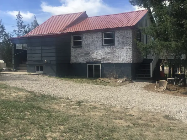 1509 10th St, Wheatland, WY 82201