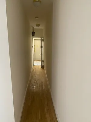 Rented by Esquire Management Corp | media 16