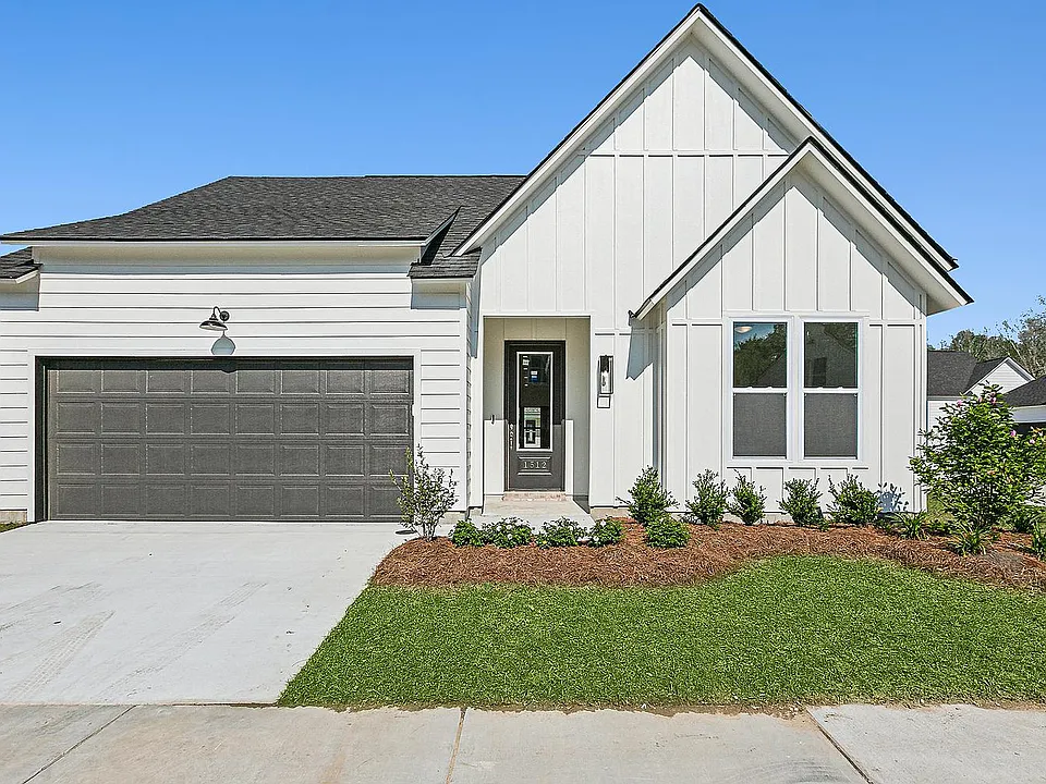 1512 Alum Creek Dr