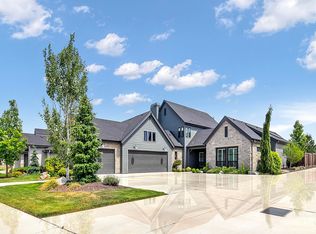 12040 N 19th Ave, Boise, ID 83714