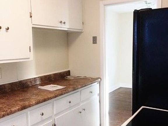 3rd image of 2940 Kingston Ave