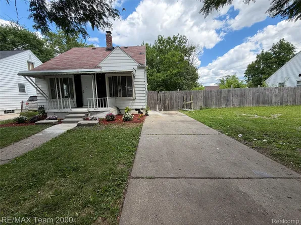 6760 Warwick St, Detroit, MI 48228