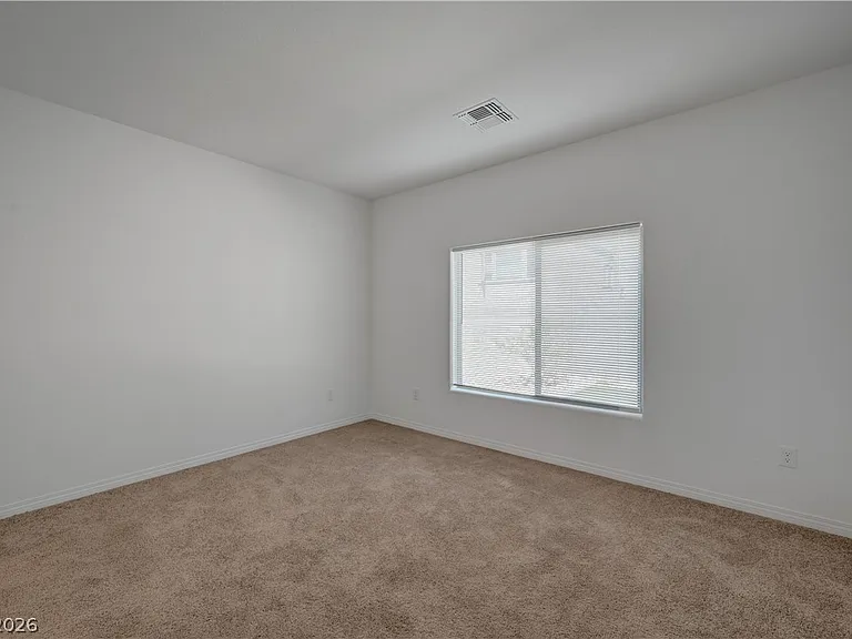 630 Great River Ave — Photo 25