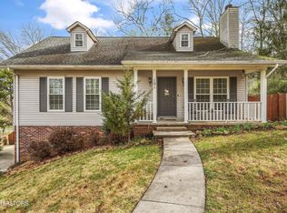 101 Hooper Ct, Oak Ridge, TN 37830