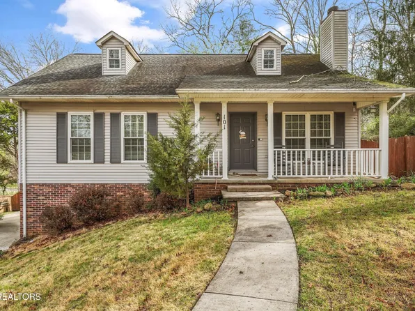 101 Hooper Ct, Oak Ridge, TN 37830