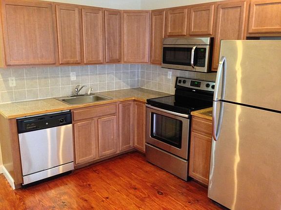 3rd image of 521 N 40th St #2