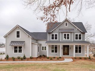 114 Twin Sisters Ln, Mooresville, NC 28117