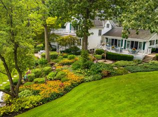520 Bayview Ct, McHenry, IL