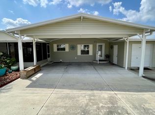 732 Sutton St, Lady Lake, FL 32159