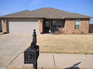 1019 Bittercress Dr, N Little Rock, AR 72117