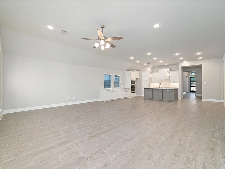 31215 Crescent Hill Dr — Photo 27