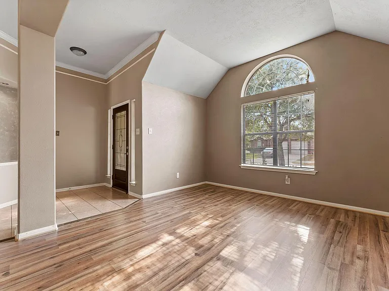 30218 Deleon Fields Dr — Photo 8