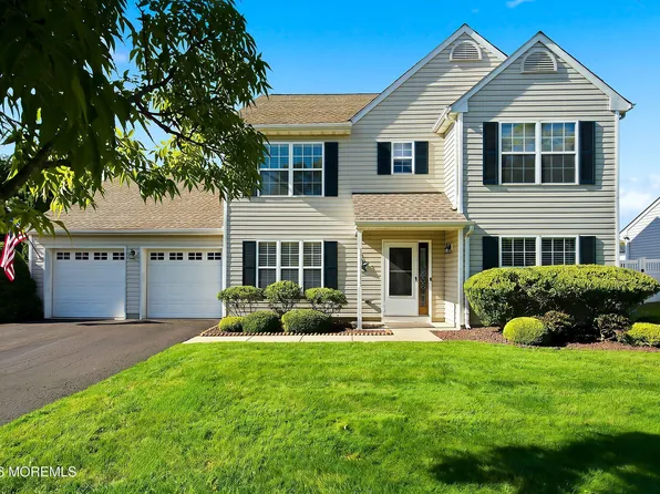 24 Crater Lake Road, Howell, NJ 07731
