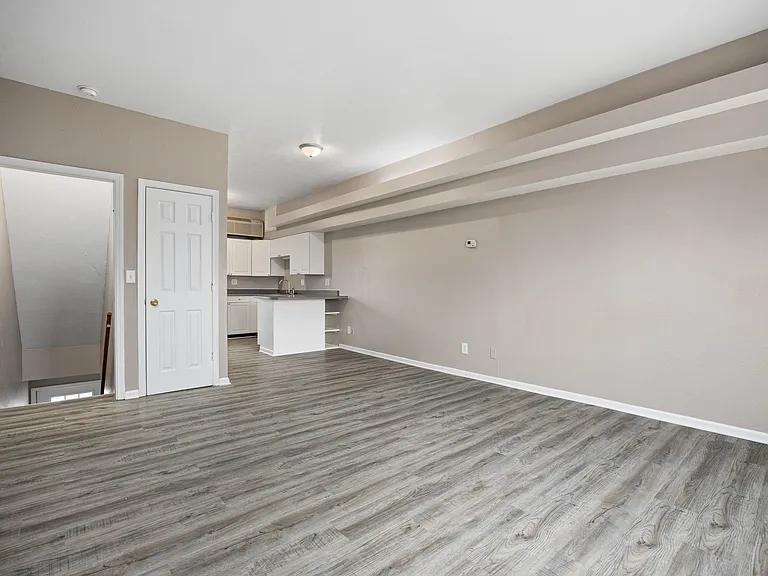 Sky Way Apartments — Photo 11