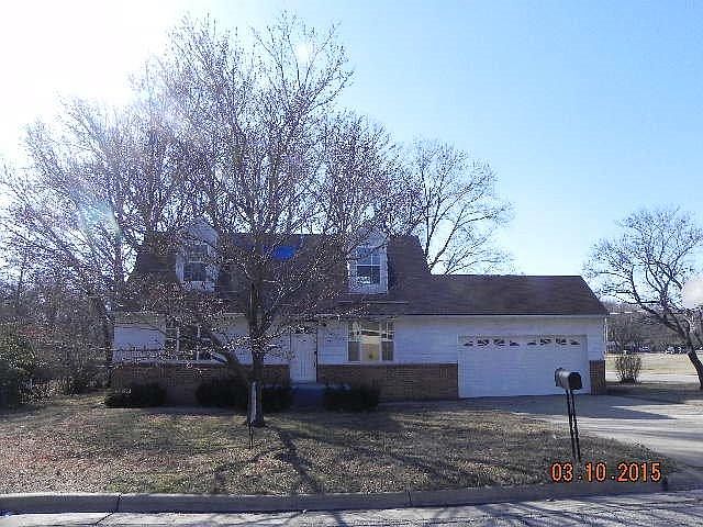 1st image of 102 S Edgewood Dr