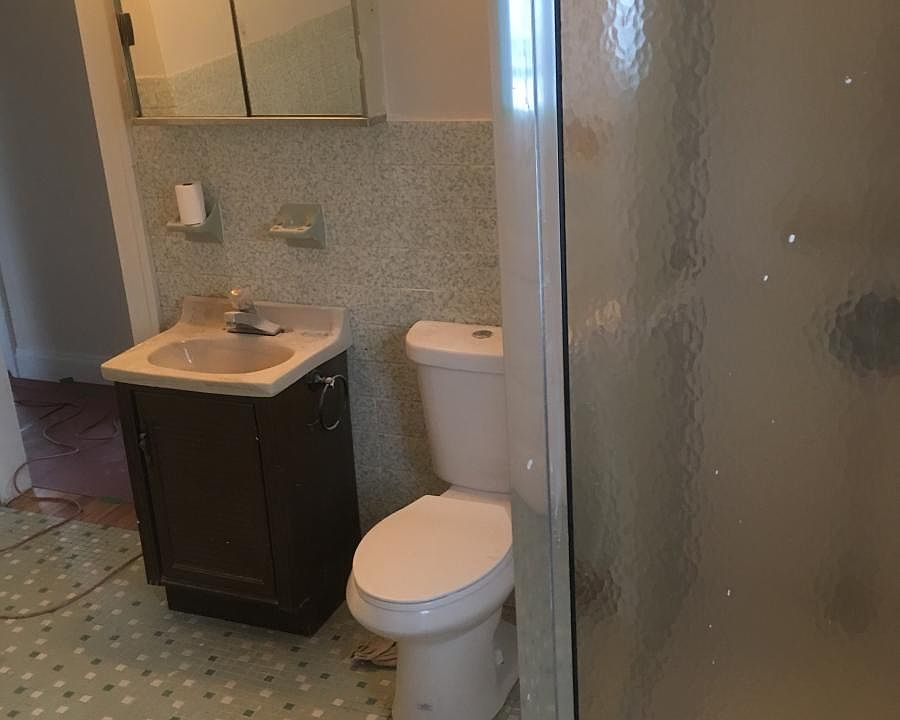 1st image of 18640 Renwood Ave