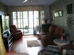 208 E Lake Howard Dr APT 102, Winter Haven, FL 33881