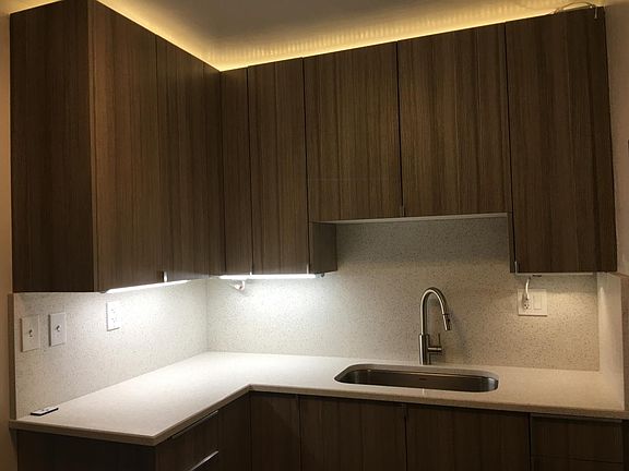 Quartz countertops