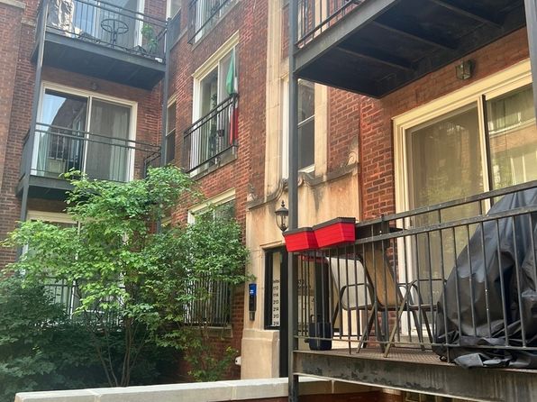 3705 N Kenneth Ave UNIT 113