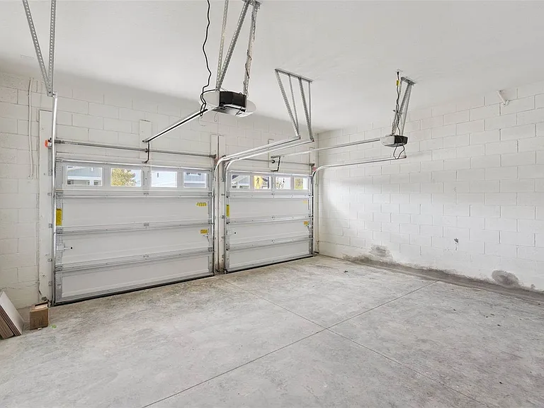 338 Ridgemark Ave — Photo 26