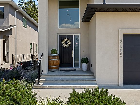 3rd image of 3085 Riesling Way