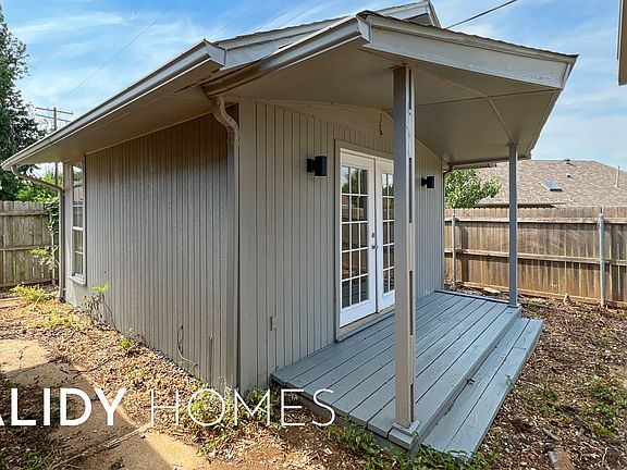 2nd image of 702 Amity Ln