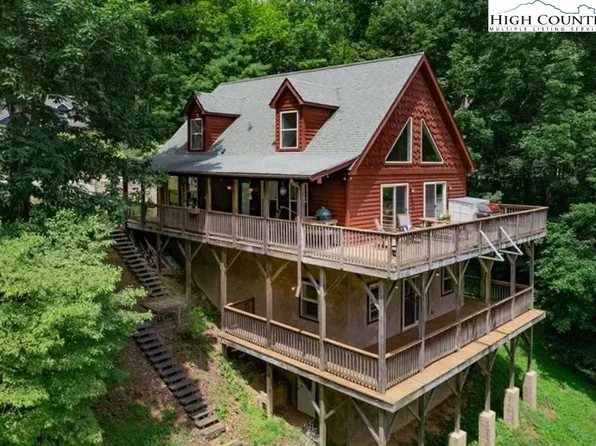 914 Balsam Drive, Newland, NC 28657