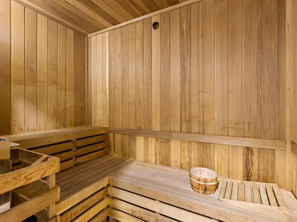 1200 Avenue At Port Imperial image 25 of 28