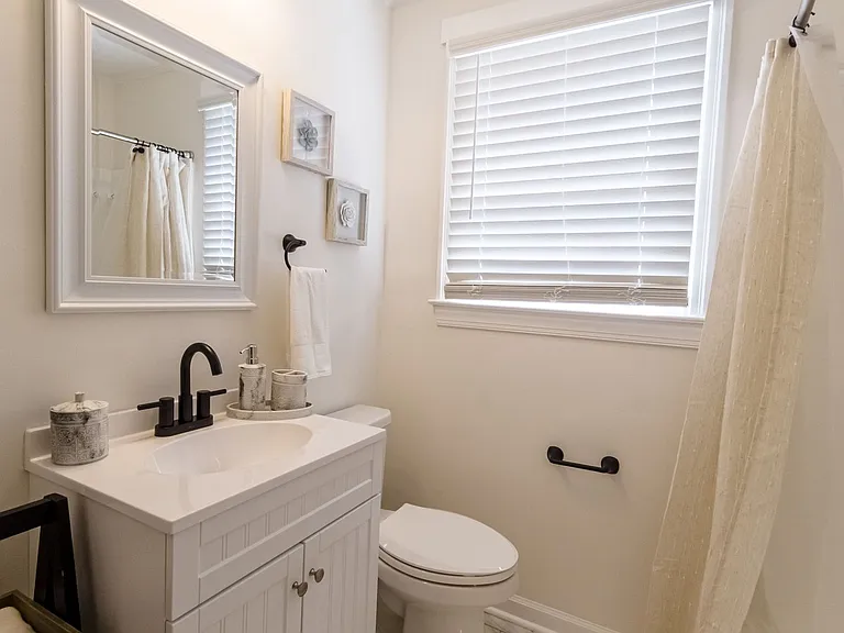 1421 Colin Kelly Dr — Photo 21